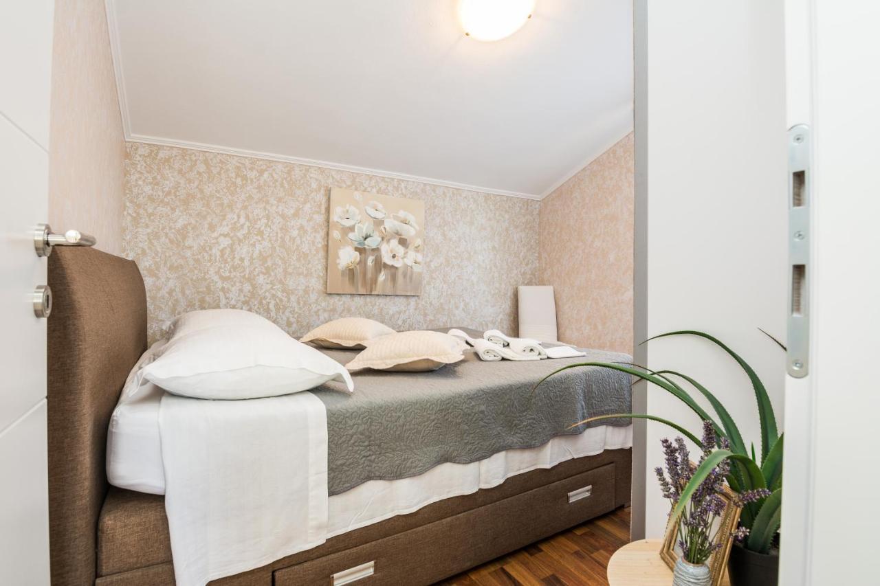Apartments Medanic - Private Pool Privlaka  Εξωτερικό φωτογραφία