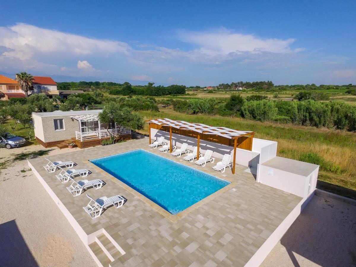 Apartments Medanic - Private Pool Privlaka  Εξωτερικό φωτογραφία