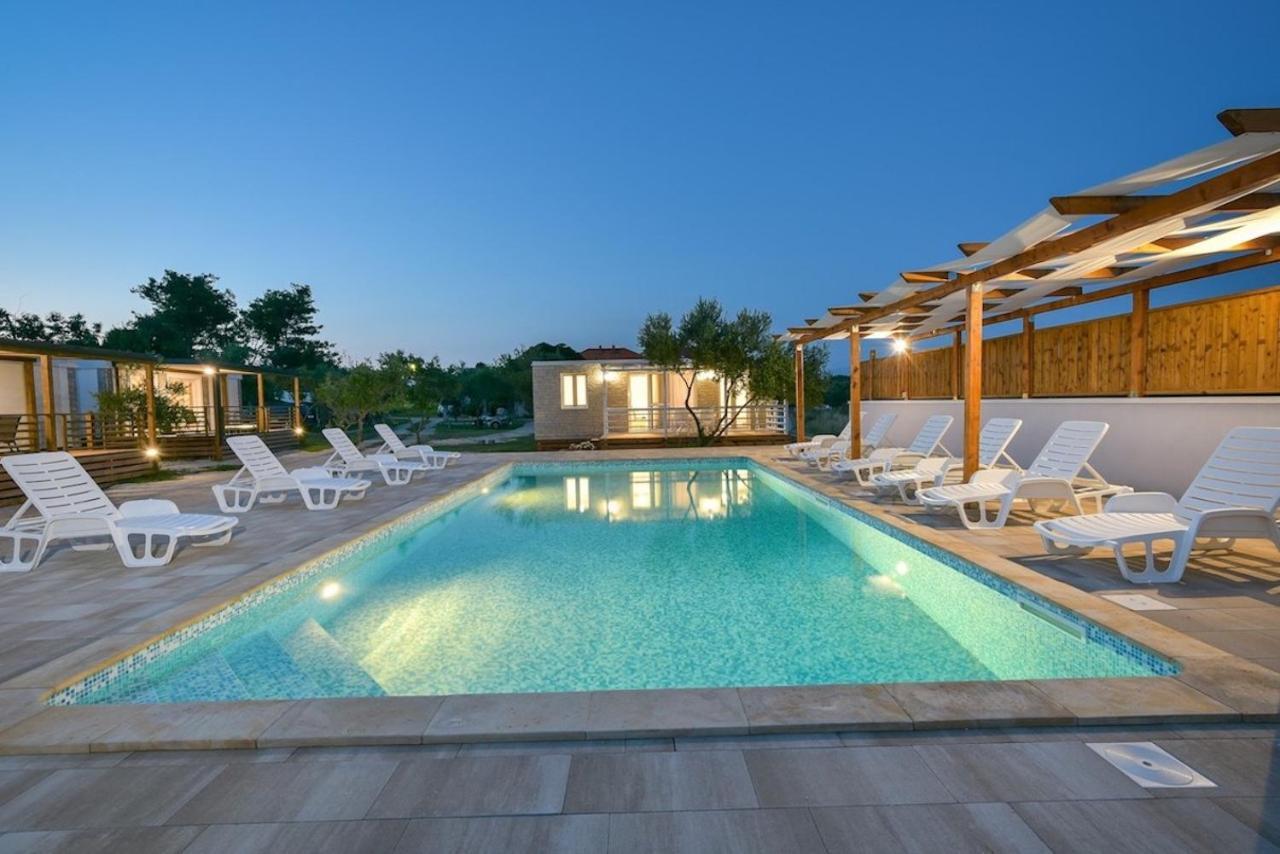 Apartments Medanic - Private Pool Privlaka  Εξωτερικό φωτογραφία